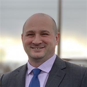 Coach Eric Everard